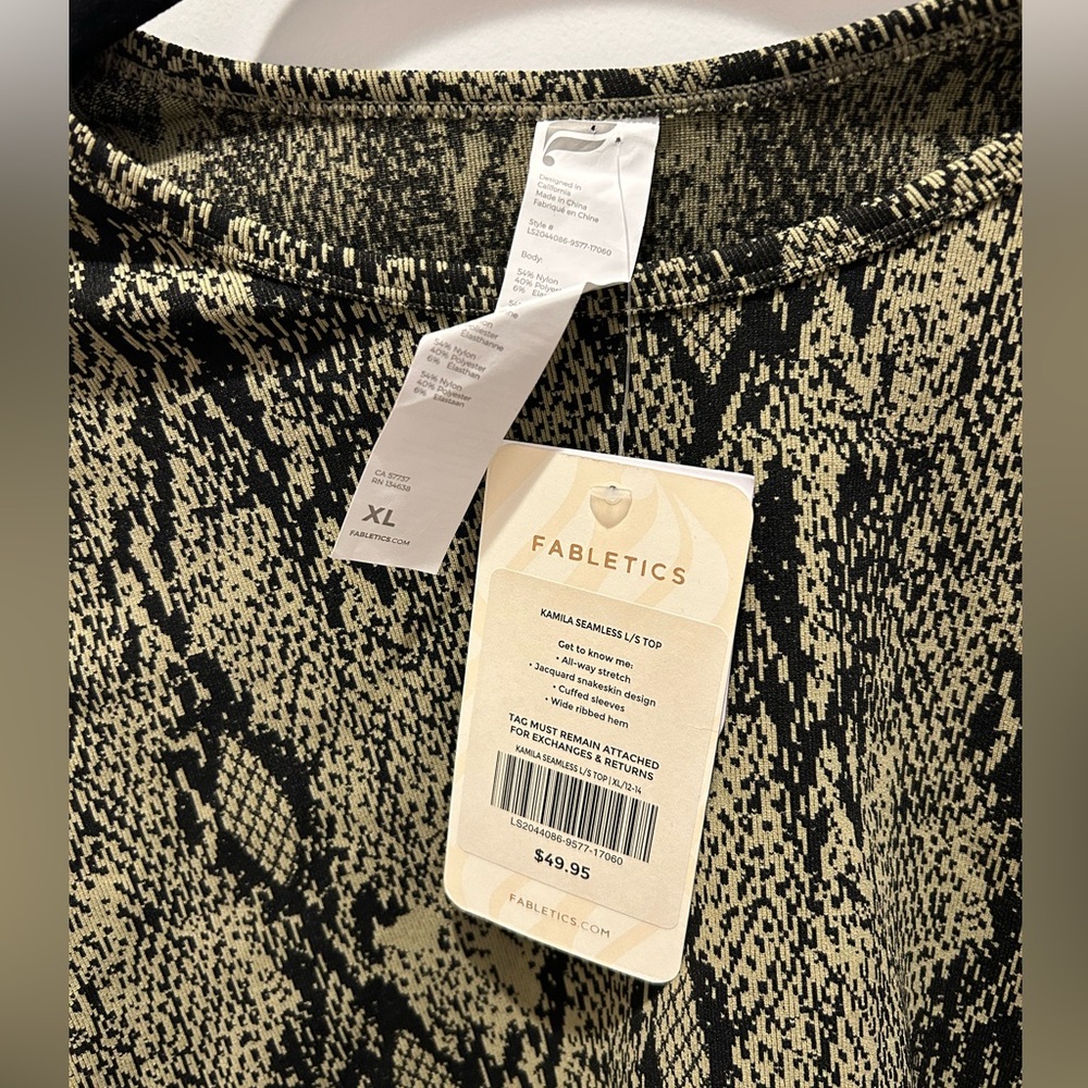 Fabletics Kamila Seamless Long-Sleeve Top Sz XL - Picture 5 of 7
